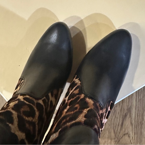 Michael Kors Boots with Real Fur Hairs - Picture 7 of 17